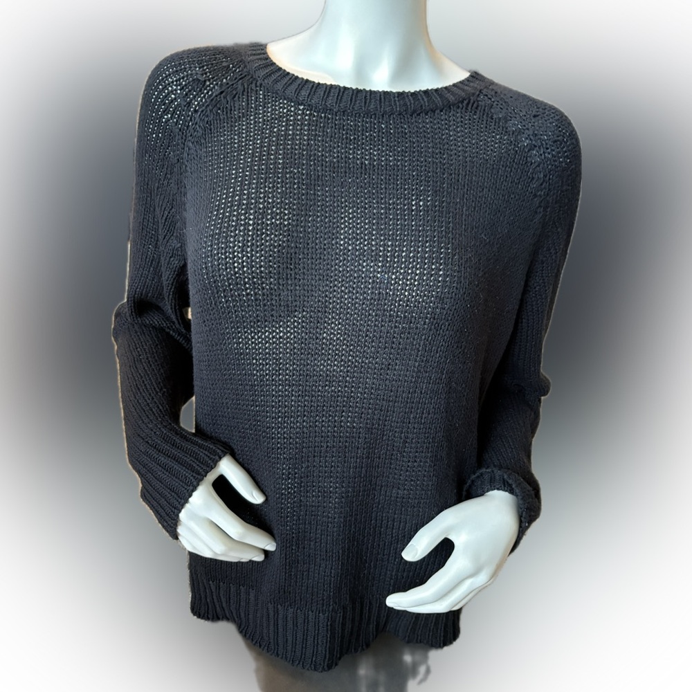 Women’s Rev black knit sweater with open back cutouts. Size XXL - Picture 5 of 7